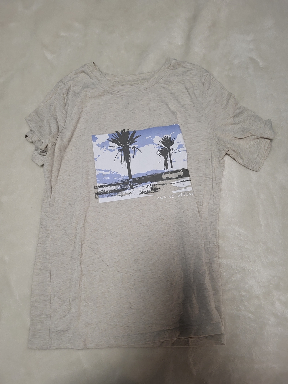 Banana Republic - Graphic Beachy Tee